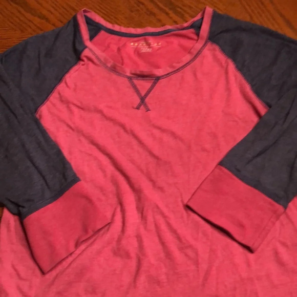 Reaction Casual Shirt - Picture 2 of 5